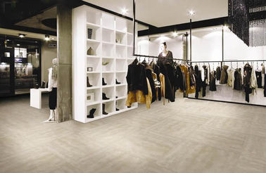 De beige Keramische tegel van de Kleurenbadkamers, de Muurtegel 300x600mm van de Badkamersdouche