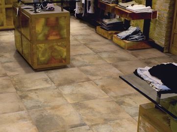 60x60 cm-het Groottecement kijkt Keramische tegel minder dan 0,05% Absorptietarief