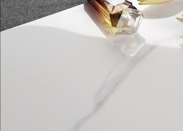 Jet Full Body Marble Look-de Porseleintegel, de Opgepoetste Marmeren Steen van de Porseleintegel kijkt Porseleintegel