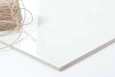 Van de het Porseleintegel van Carrara Wit Modern Binnen en Openlucht de Vloer en de Muurgebruik