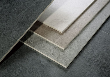 300x300 mm-Grootte niet Misstap Verglaasde Keramische tegel voor Woonkamer Waterdichte Zwarte Kleur